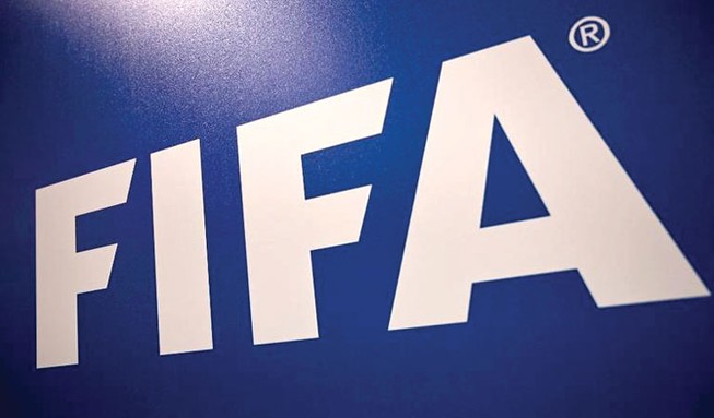 Bóng đá Iran mỏi mòn chờ FIFA chuyển tiền vì Mỹ