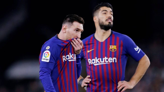 Giải mã thông điệp Messi tiễn Suarez ra đi