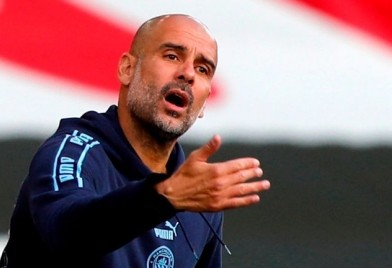 Pep Guardiola nói gì khi Man City bị Leicester City làm nhục?