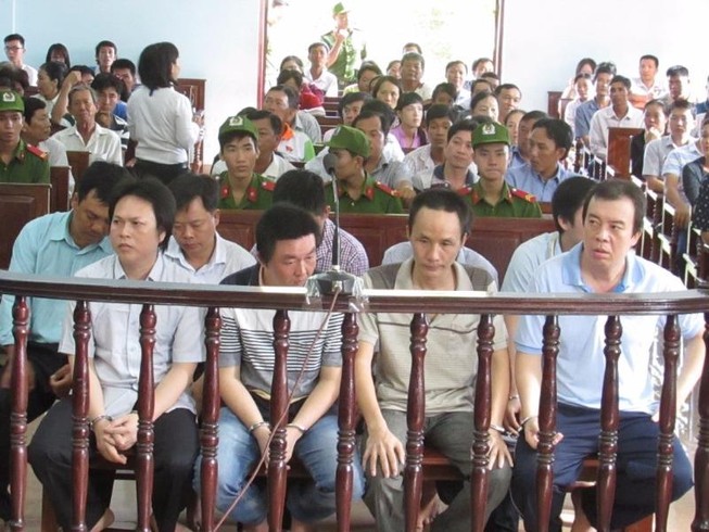 7 cán bộ thanh tra giao thông nhận hối lộ hầu tòa