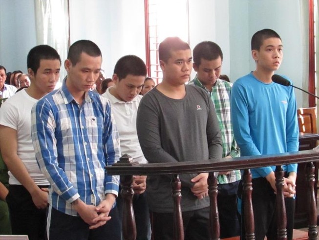 Cần Thơ: Tiếp tục xử vụ giết người ở vũ trường V18