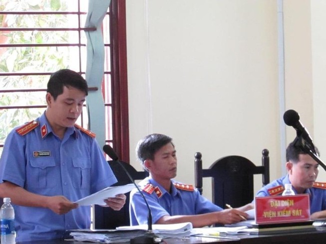 VKS đề nghị mức án đối với 3 cán bộ ngân hàng