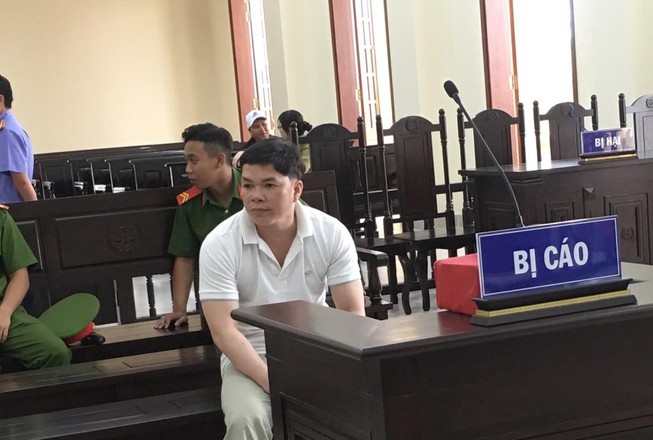 Làm biển số xe 'thần tài' giá 110 triệu