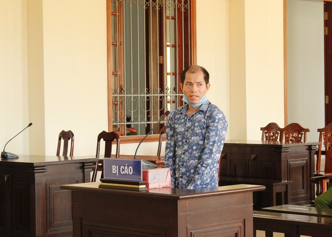 Đầu bếp bị phạt 16 năm tù vì 'nghề tay trái'