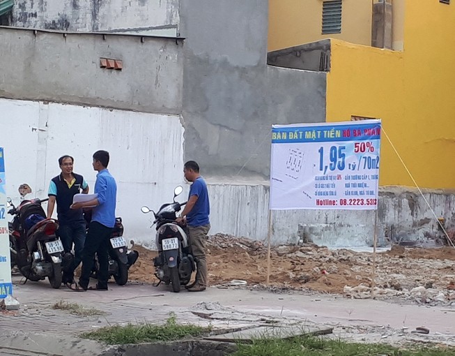 Ai thực sự là thủ phạm thổi giá nhà đất TP.HCM? 