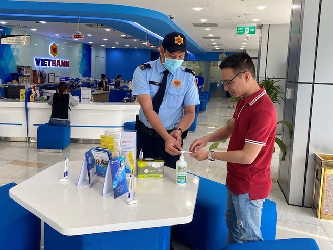 Vietbank chủ động các biện pháp phòng ngừa lây nhiễm COVID-19
