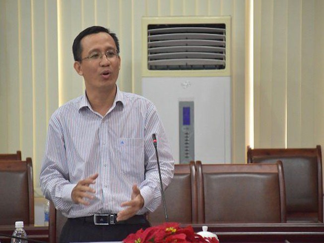 Tạm đình chỉ 7 cán bộ ĐH Ngân hàng sau cái chết của ông Tín
