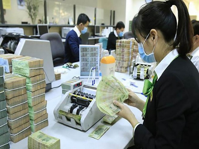 Lãi suất cho vay ngắn hạn giảm chỉ còn 6,5%/năm
