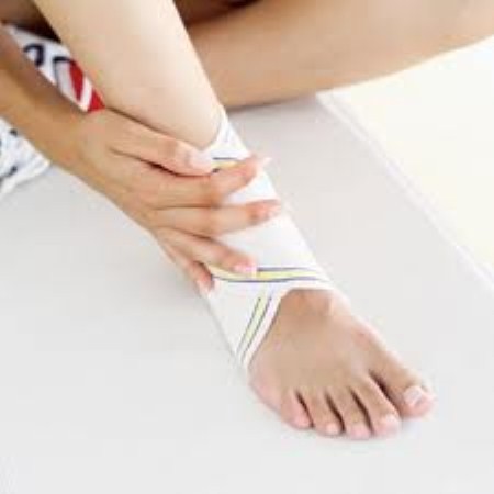 Nguyên tắc sơ cứu khi bất ngờ bị chấn thương