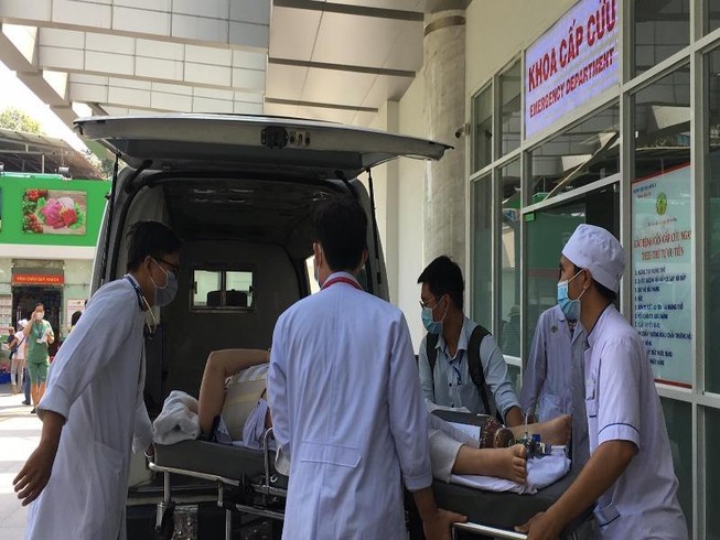 Thông tin mới vụ cây đổ, đè nhiều học sinh ở TP.HCM