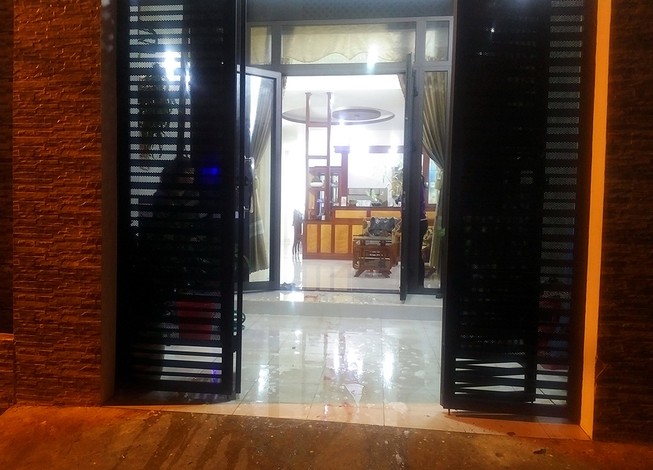 Giang hồ xông vào nhà nổ súng khiến 1 người tử vong