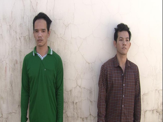 Hai kẻ trộm làm rơi chiếc cặp chứa 217 triệu đồng