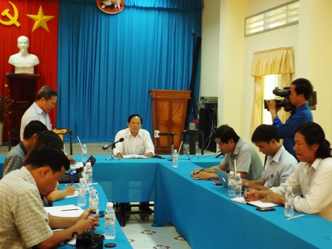 Vụ nữ sinh bị đánh hội đồng: Đuổi học một tuần các học sinh đánh bạn