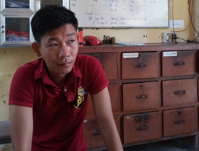 Bắt kẻ đâm cha của bạn gái đến gãy dao