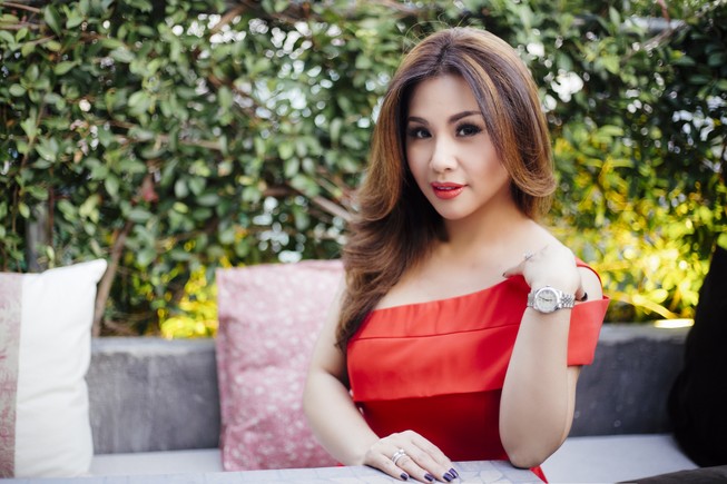 Ca sĩ Minh Tuyết về nước làm giám khảo 'Tuyệt đỉnh song ca'