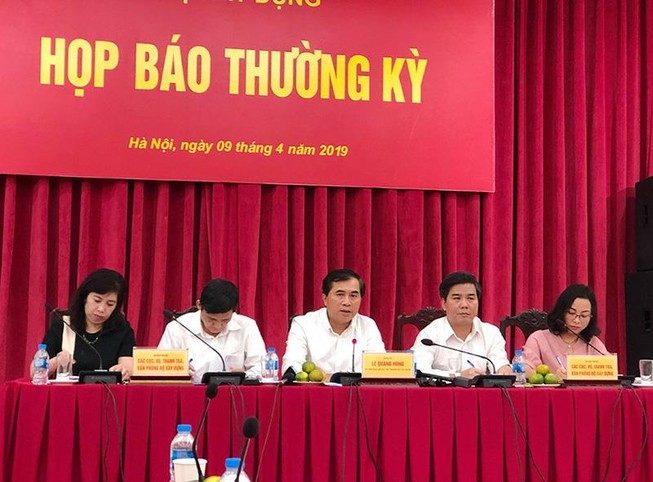 Chưa có nguồn lực di dời trụ sở các bộ ngành