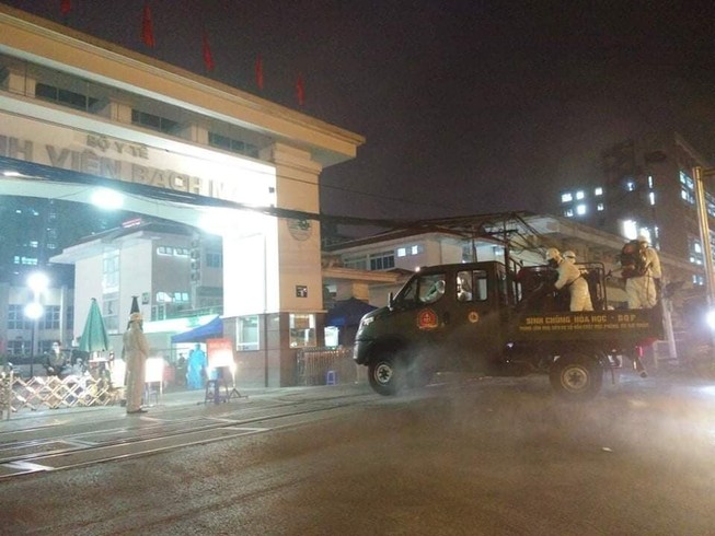 Hà Nội truy tìm người từng đến căn tin BV Bạch Mai
