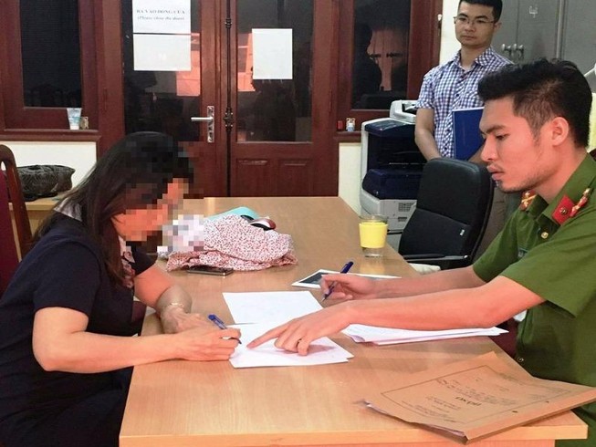 Tin mới nhất vụ quát tháo, 'ép' CSGT nghe điện thoại