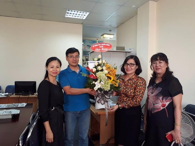 Sở TTTT Hà Nội chúc mừng báo Pháp Luật TP.HCM