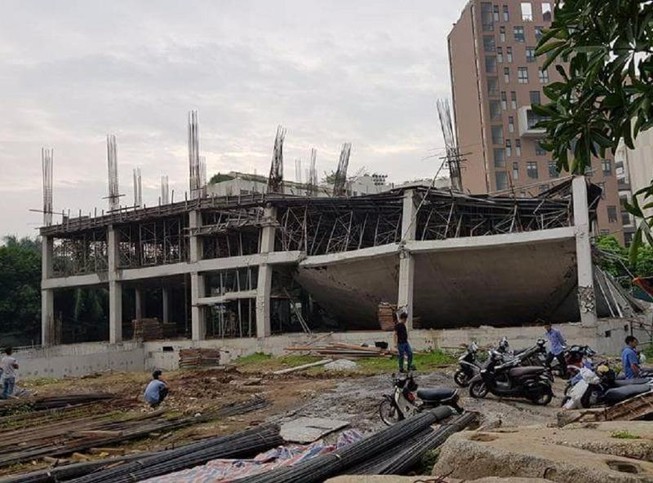 Trường mầm non ở Hà Nội sập khi đang đổ bê tông