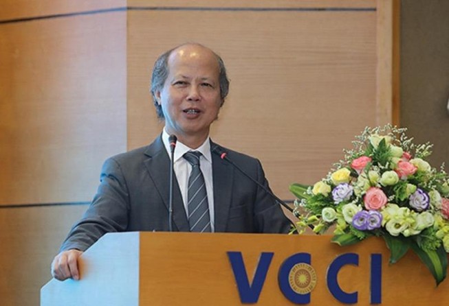 Ồ ạt mua đất là 'chôn' tiền vào đất