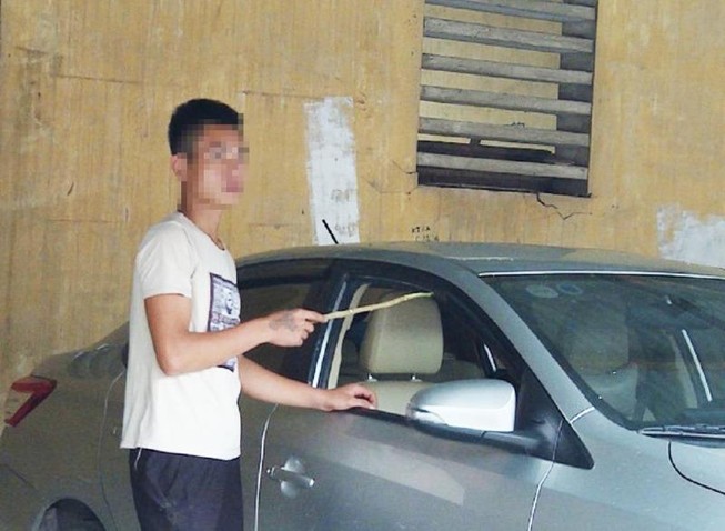Thiếu niên 15 tuổi đột nhập công ty của Bộ Quốc phòng trộm cắp
