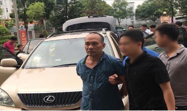 Tổng giám đốc đi xe Lexus chuyên trộm cắp tài sản