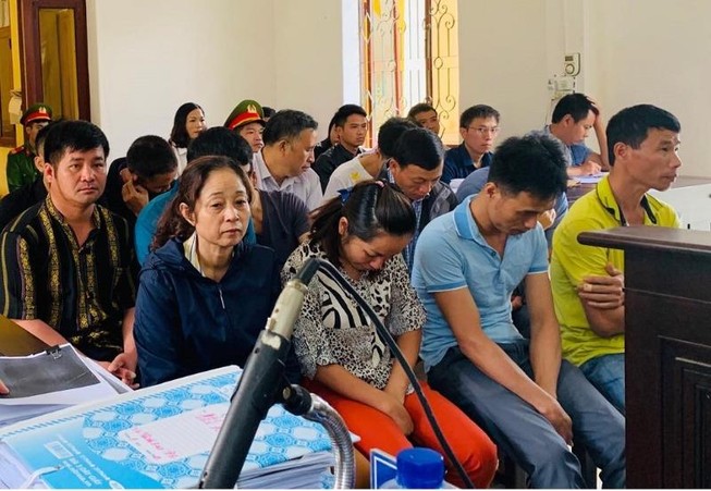 Vụ đánh bạc ở Điện Biên: Nhiều công an khai gì tại tòa?