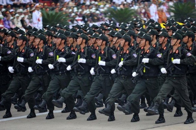 Bộ Công an có thể sẽ có Trung đoàn không quân và kỵ binh?