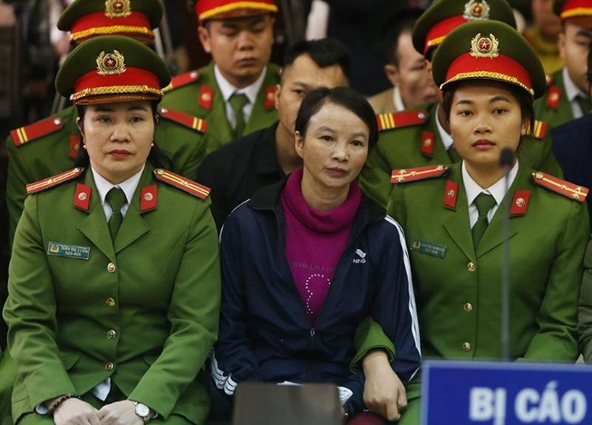 Mẹ nữ sinh giao gà ở Điện Biên kháng cáo kêu oan