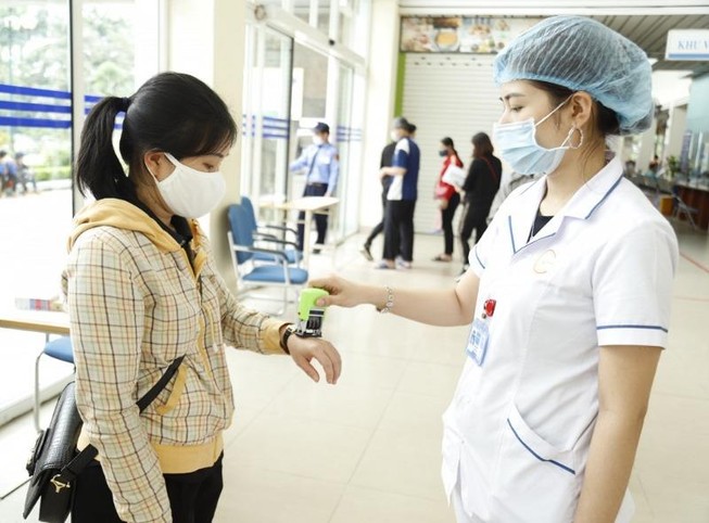 Ca thứ 57 nhiễm COVID-19, từ Anh bay đến Hà Nội