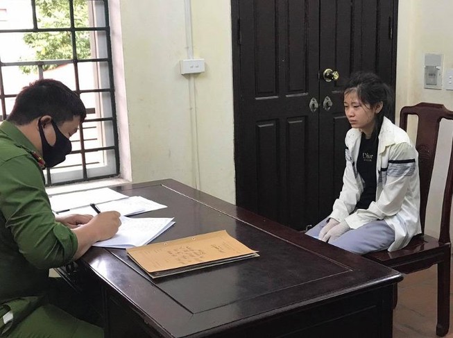 Mẹ trẻ sát hại con trai 3 tuổi rồi tự tử