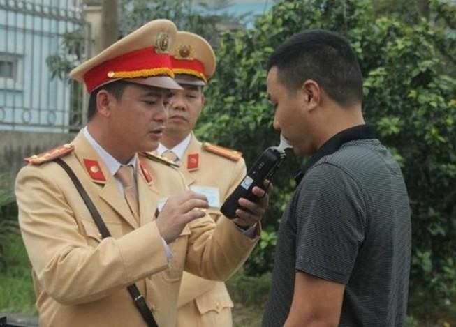 Bộ Công an đề xuất cấp điểm cho giấy phép lái xe
