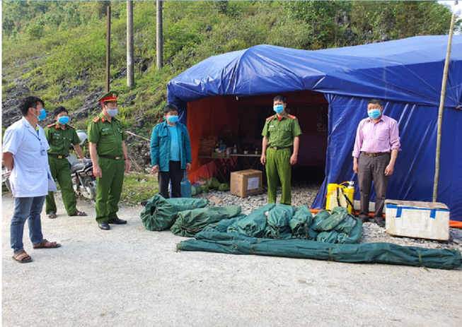 Cô gái 16 tuổi nhiễm COVID-19: Hà Giang phong tỏa thêm 1 thôn