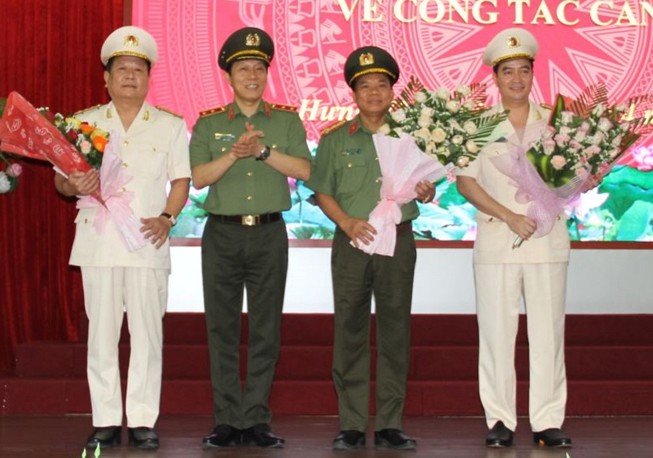Bộ Công an công bố bổ nhiệm nhân sự tại Công an tỉnh Hưng Yên. Ảnh: CACC