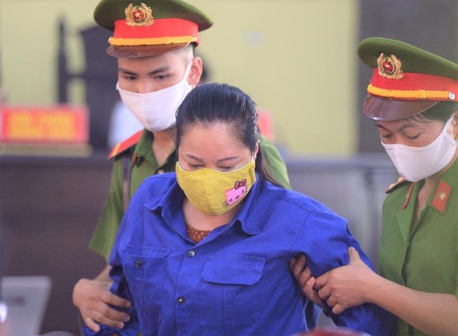 'Phải nâng điểm để đậu trường công an bằng được'