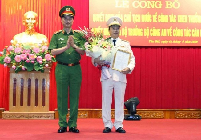 Phó Tư lệnh Bộ Tư lệnh Cảnh vệ nhận nhiệm vụ mới