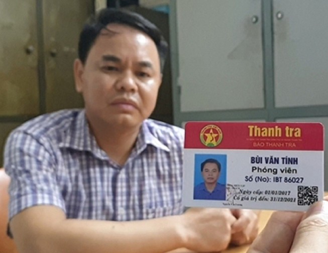 Mạo danh phóng viên, thách thức CSGT khi bị dừng xe
