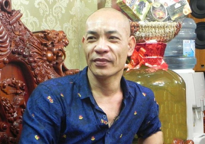 Dũng “trọc” Hà Đông bị khởi tố