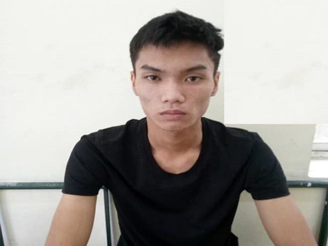 Cầm 5 triệu tiền giả đi mua điện thoại thì bị công an bắt