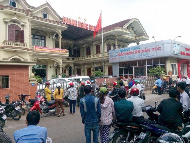 Nghi án vợ đâm chết chồng trong khách sạn rồi uống thuốc ngủ