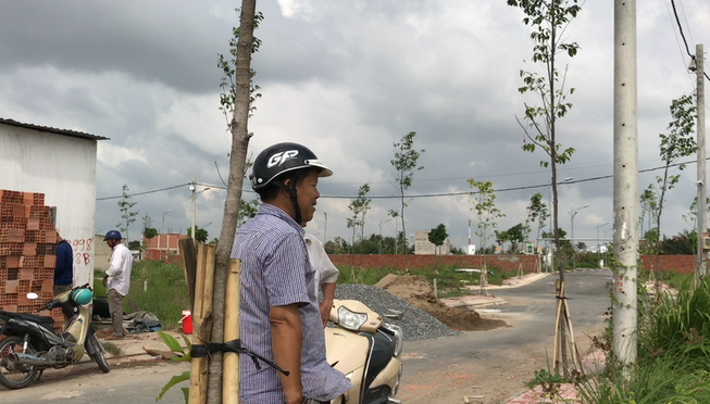 'Siết'đầu nậu núp bóng chủ đất tách thửa trốn thuế