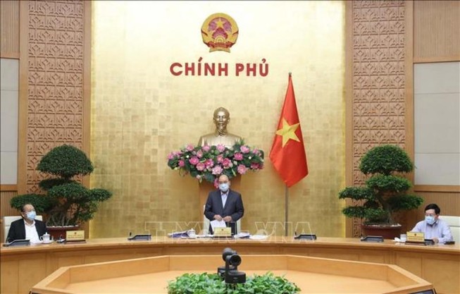 Thủ tướng: Sớm vực dậy nền kinh tế sau dịch COVID-19