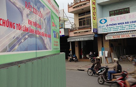 Biết xin lỗi dân vì sự làm phiền