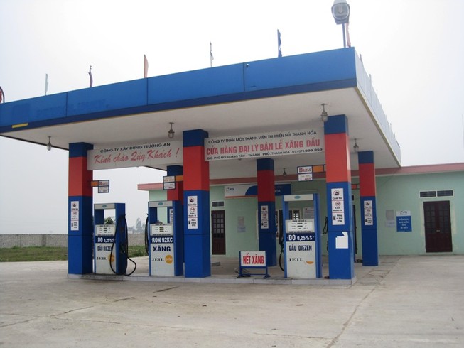 Cây xăng phải có tường bao bằng vật liệu chống cháy