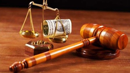 Khởi tố giám đốc Ban QLDA chiếm đoạt gần 700 triệu đồng