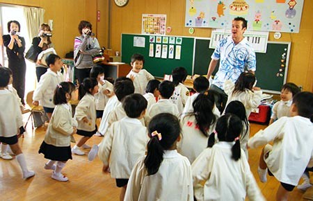 Ngẫm nghĩ triết lý giáo dục của các nước - Bài 2: Nhật Bản:“Giáo dục đạo đức” là cốt lõi