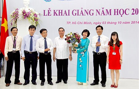 Thường trực Ban Bí thư Lê Hồng Anh dự khai giảng Trường ĐH Luật TP.HCM