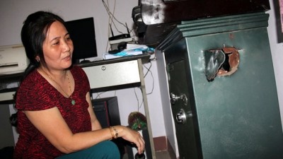 Trộm phá két sắt lấy 13 lượng vàng