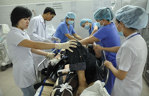 Nhọc nhằn cấp cứu ‘ma men’